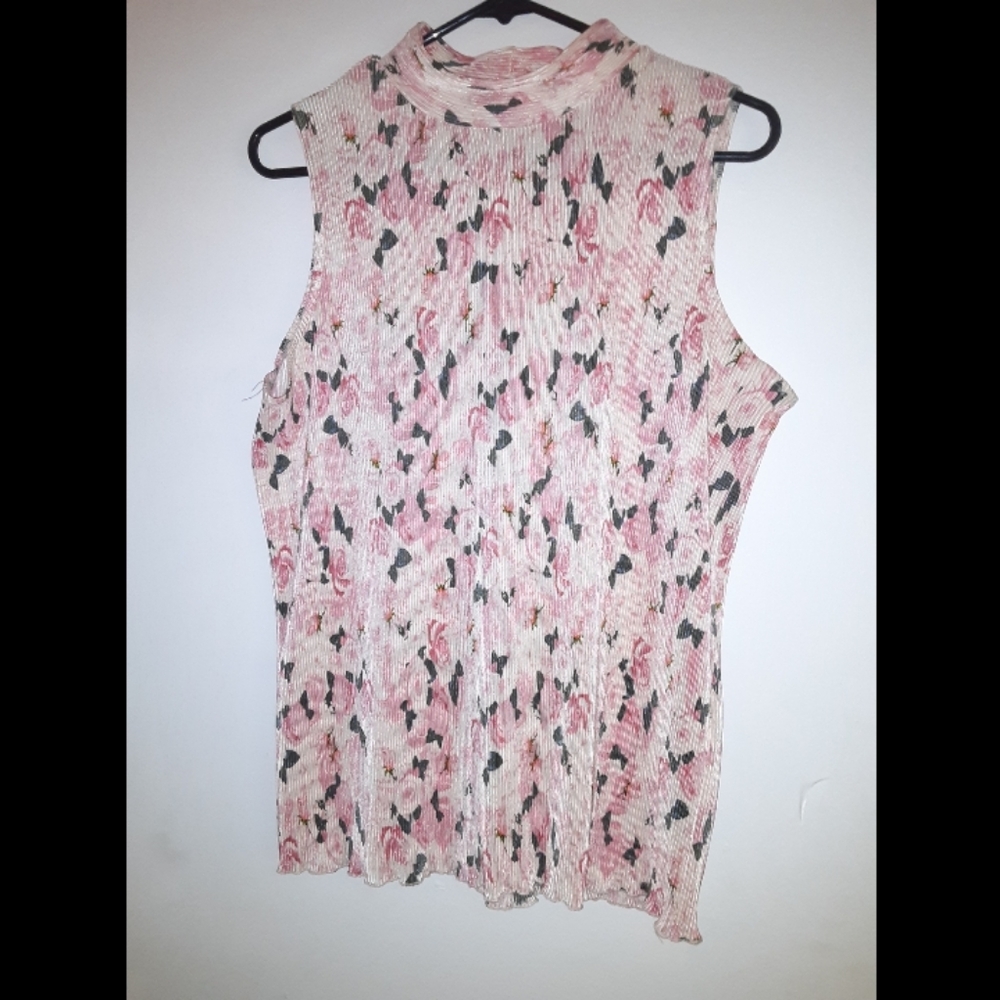 In Eight Floral Blouse